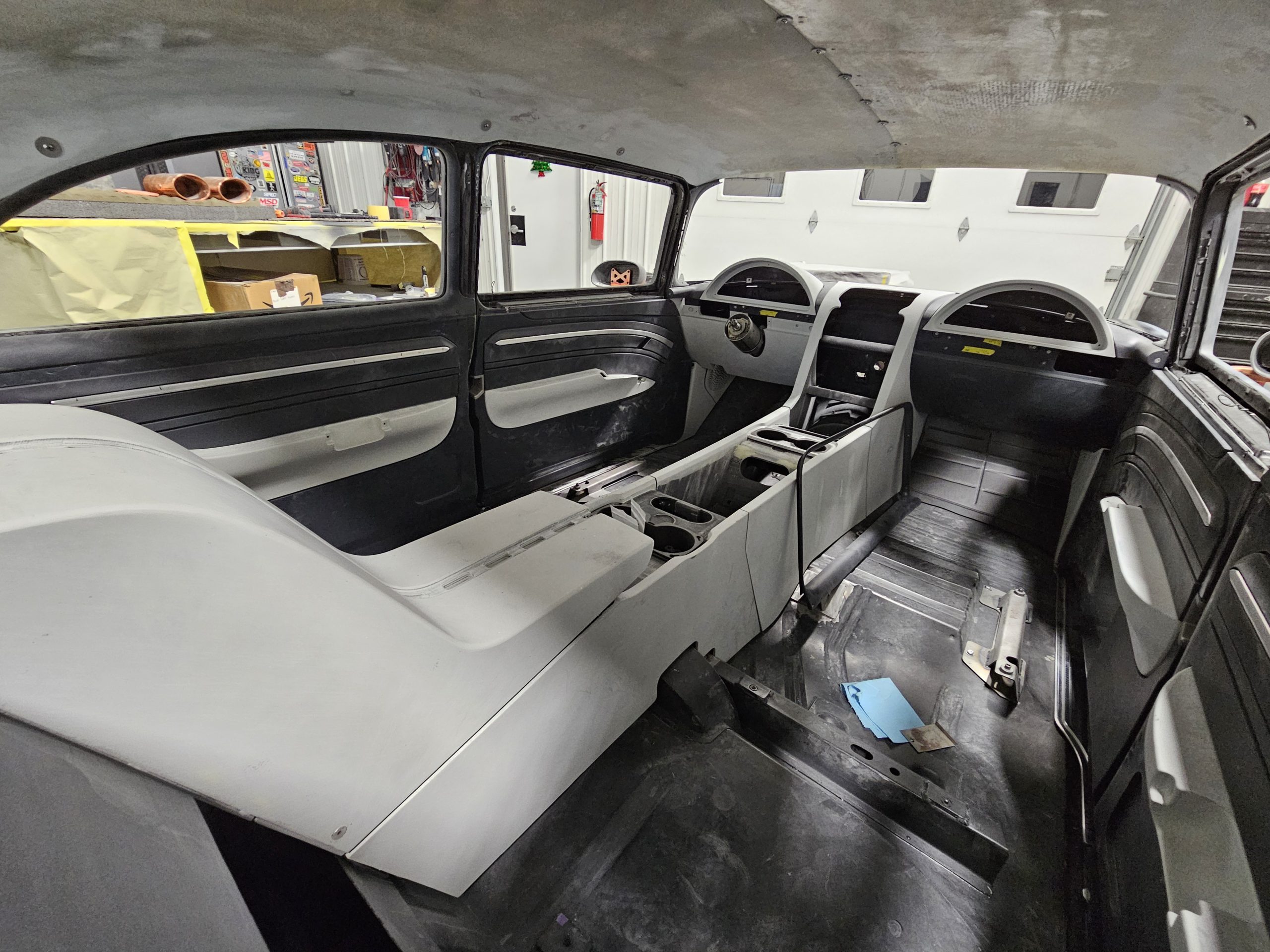 Interior 4
